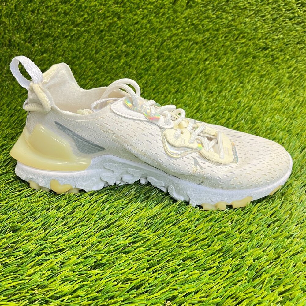 Nike React Vision Womens Size 7 Beige White Gray Athletic Running Shoes Sneakers - Picture 4 of 10